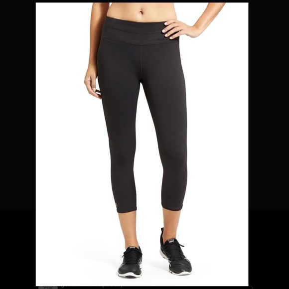 ATHLETA Sonar Capri black‎ mid rise crop leggings size S - Picture 2 of 3
